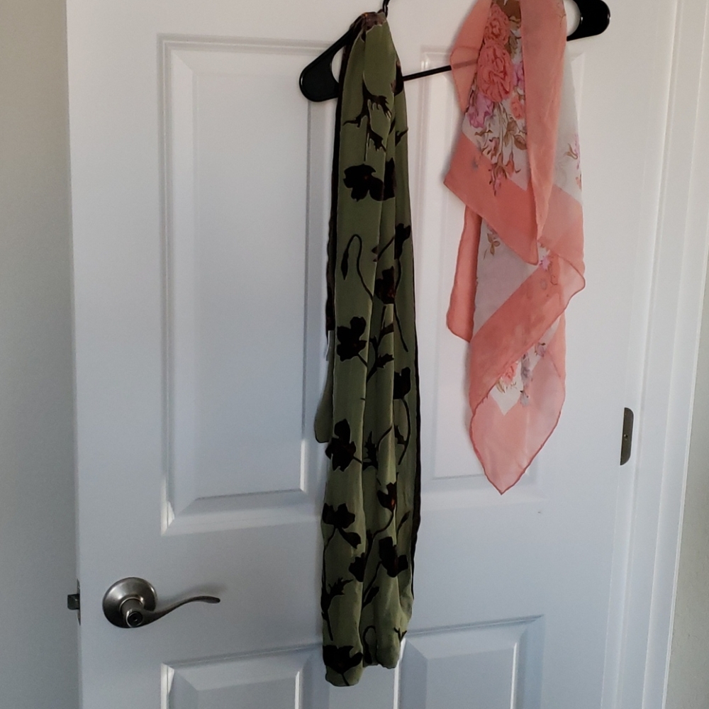 Scarf $3 each